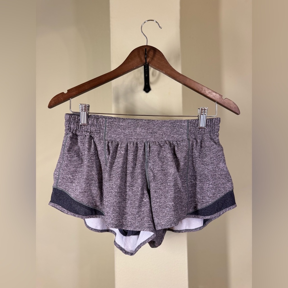 NWOT Lululemon Hotty Hot Short II *2.5" Heather Lux Multi Black - Picture 7 of 10